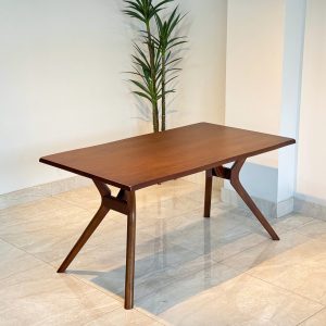 Bàn ăn Lifumi 1.6M walnut