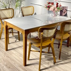 Bộ Bàn Ăn Comfor 1M4 4G