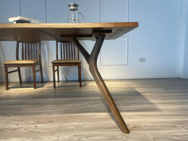 Bàn ăn Lifumi 1.6M walnut - Hình ảnh 3