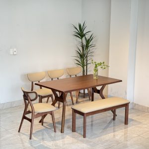 Bộ Bàn Ăn Gỗ TADI 4 Ghế Phối Bench 1m4