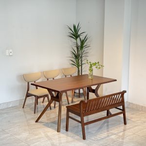 Bộ Bàn Ăn Gỗ TADI 3 Ghế Phối Bench Xuân Hè