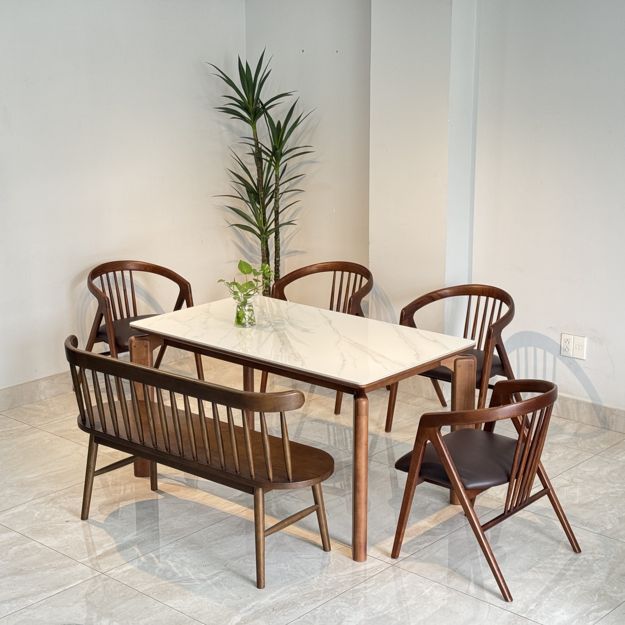 Bộ Bàn Ăn MORI 1M39-2 Ghế Phối Bench 207 - Hình ảnh 3