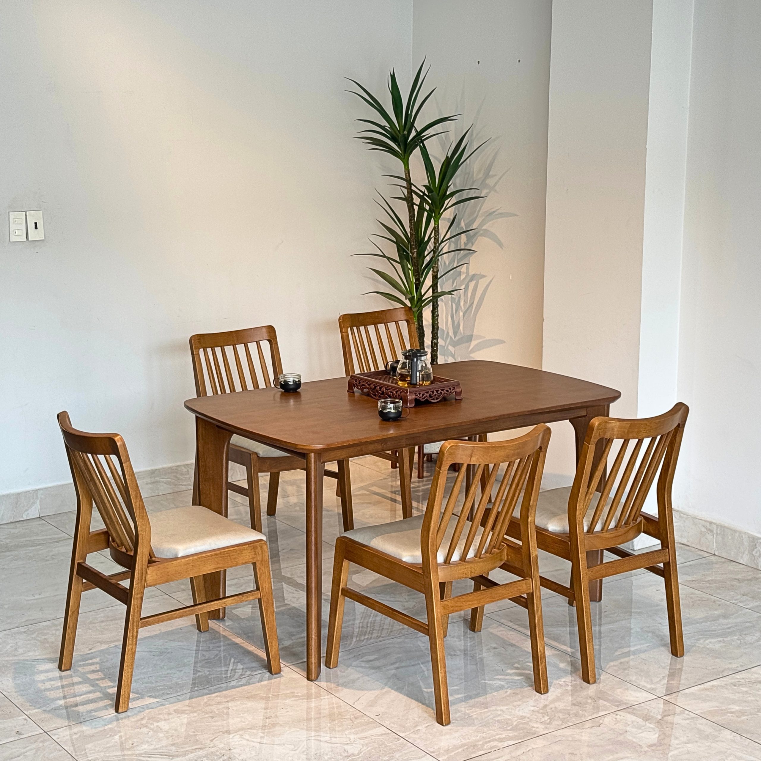 Bộ Bàn Ăn Milan Grace 1m4 - ML4G14 - Hình ảnh 2
