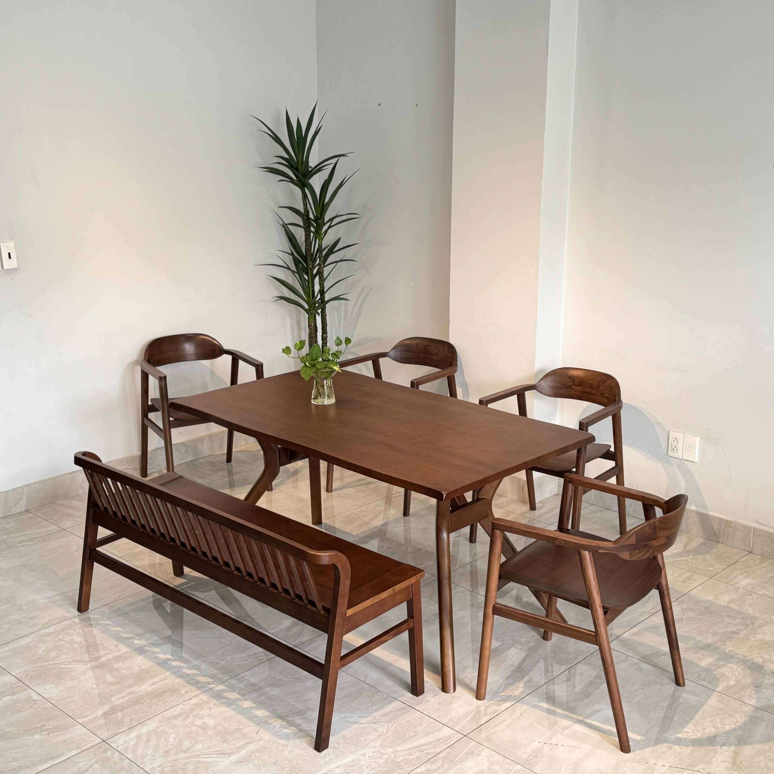 Bộ Bàn Ăn Gỗ ÓC CHÓ 1M5 phối bench - BOC3GB14 - Hình ảnh 4