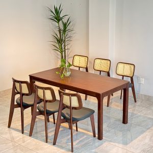 Bộ Bàn Ăn Gỗ TIRA 1M8 - GTR6G1M8